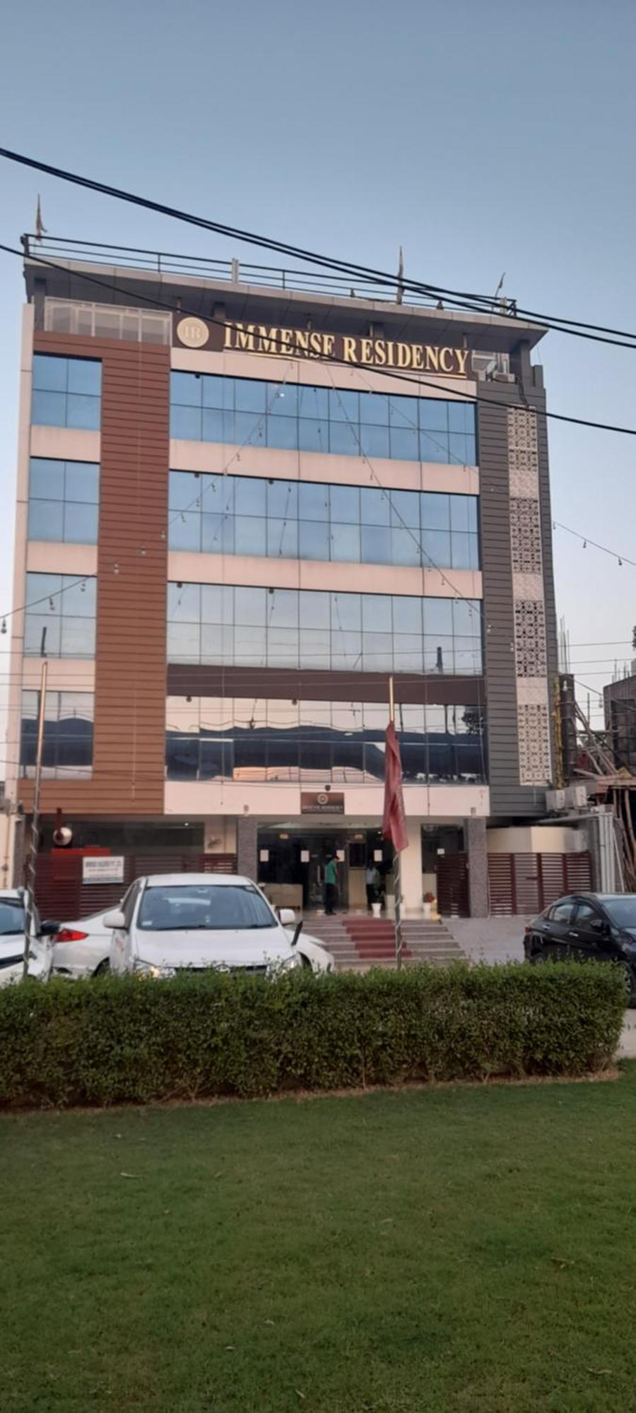 Immense Residency Faridabad Exterior foto